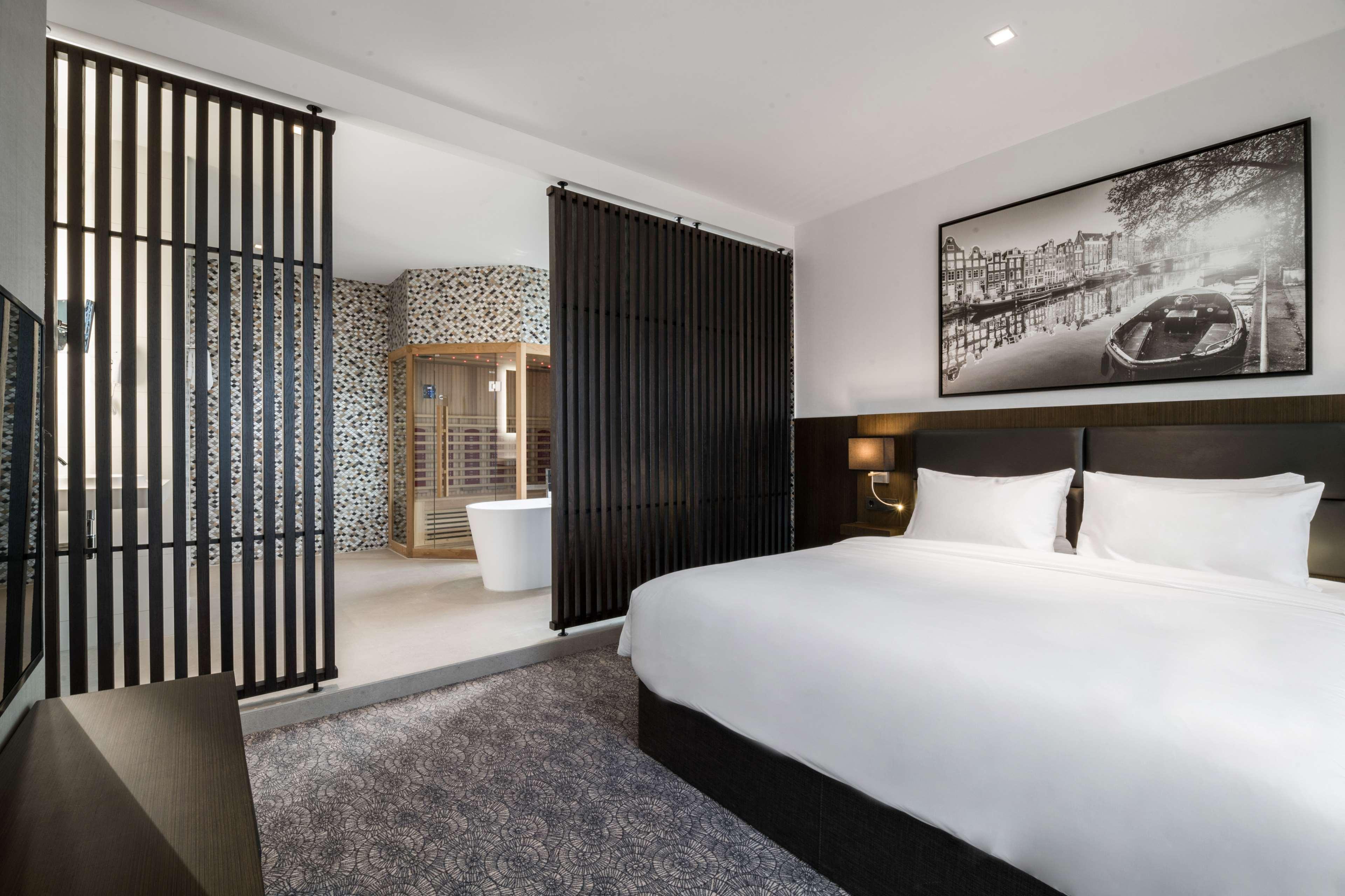 Radisson Hotel And Suites Amsterdam South Bagian luar foto