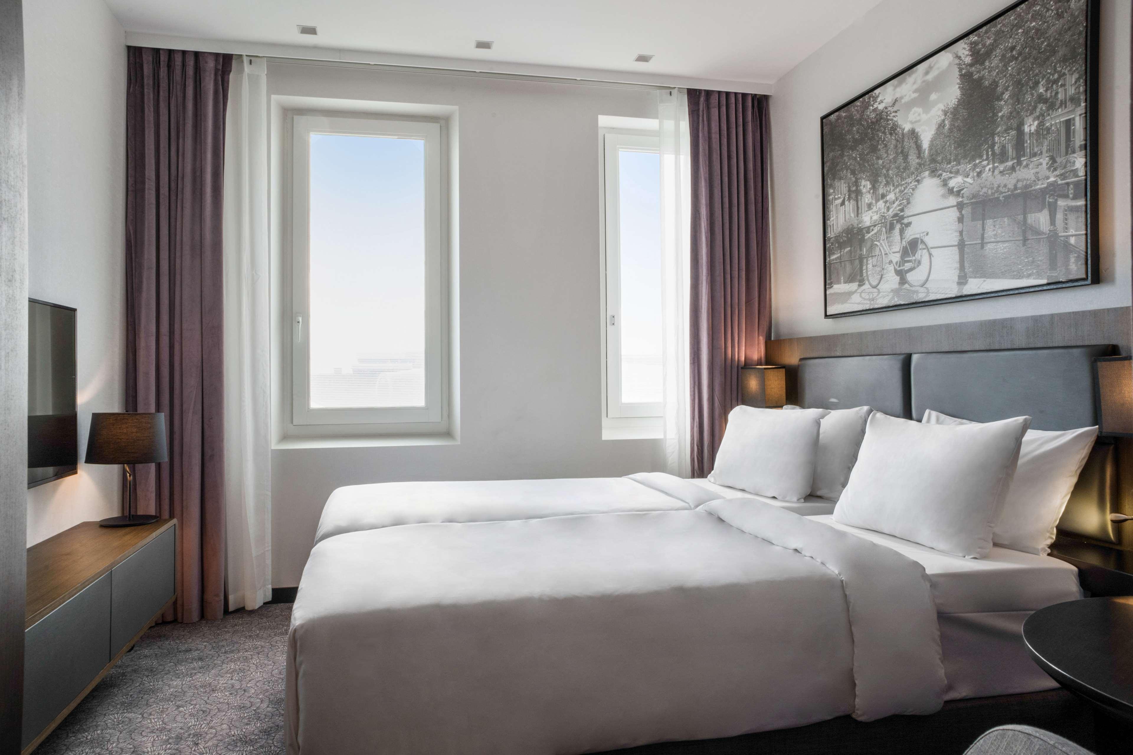 Radisson Hotel And Suites Amsterdam South Bagian luar foto