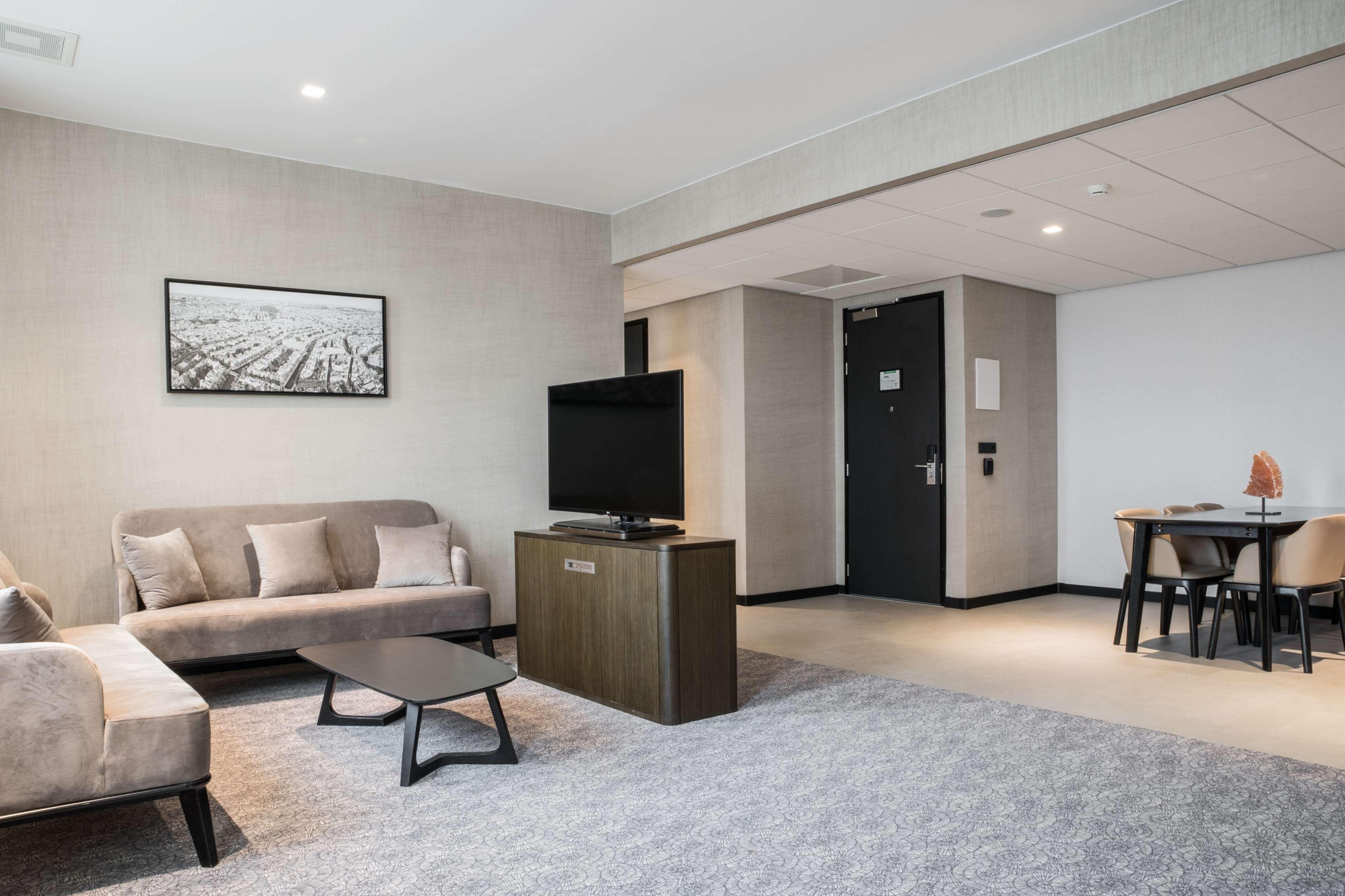 Radisson Hotel And Suites Amsterdam South Bagian luar foto