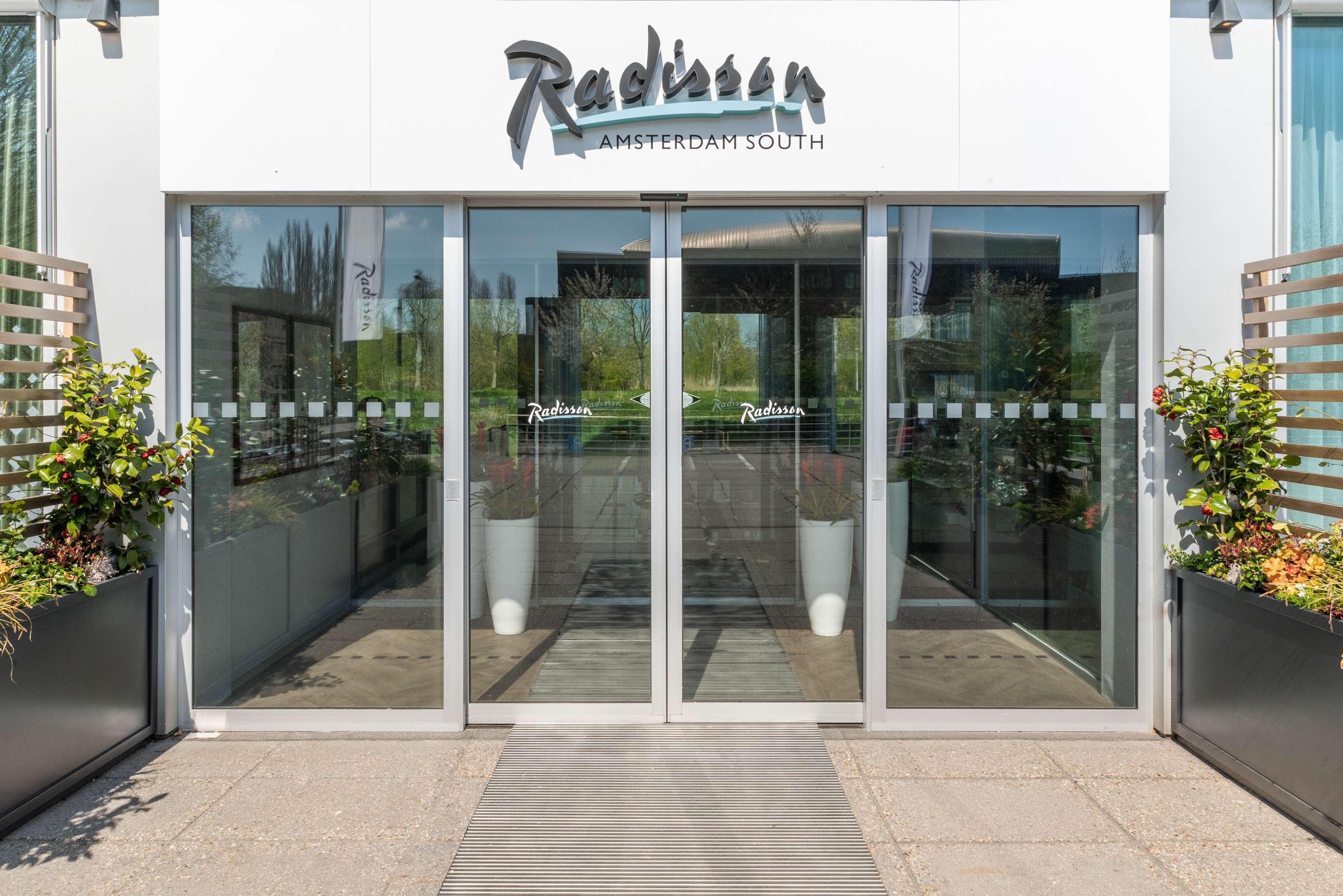 Radisson Hotel And Suites Amsterdam South Bagian luar foto